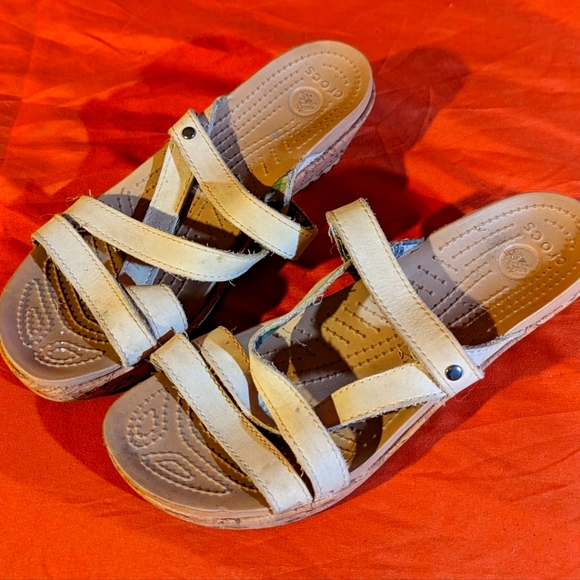 Crocs - Picture 2 of 2